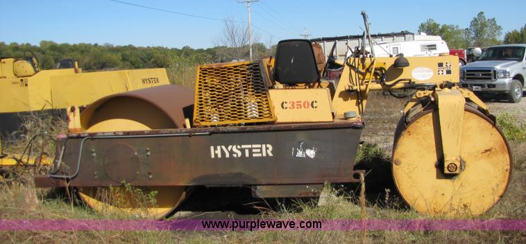 image for item 5189 Hyster double steel roller with rumble-strip roller trailer