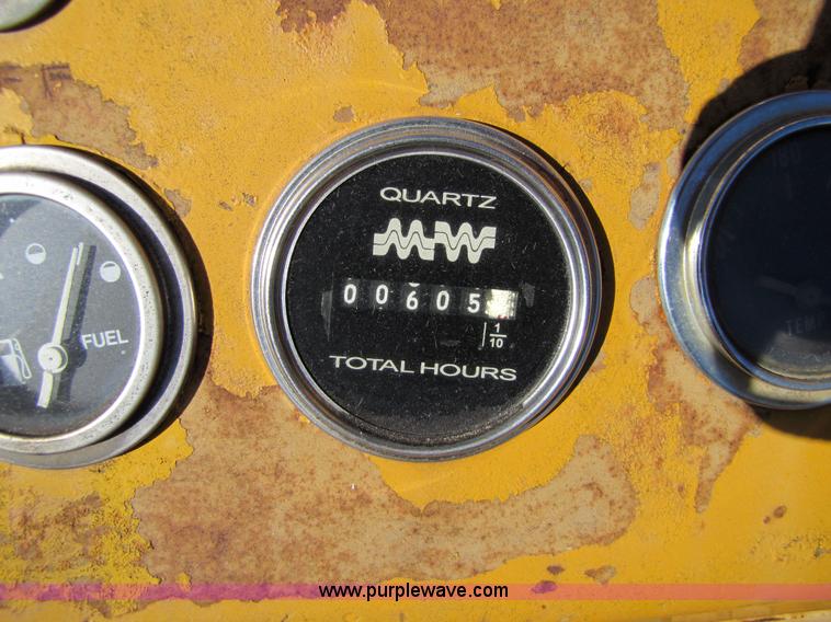 image for item 5189 Hyster double steel roller with rumble-strip roller trailer