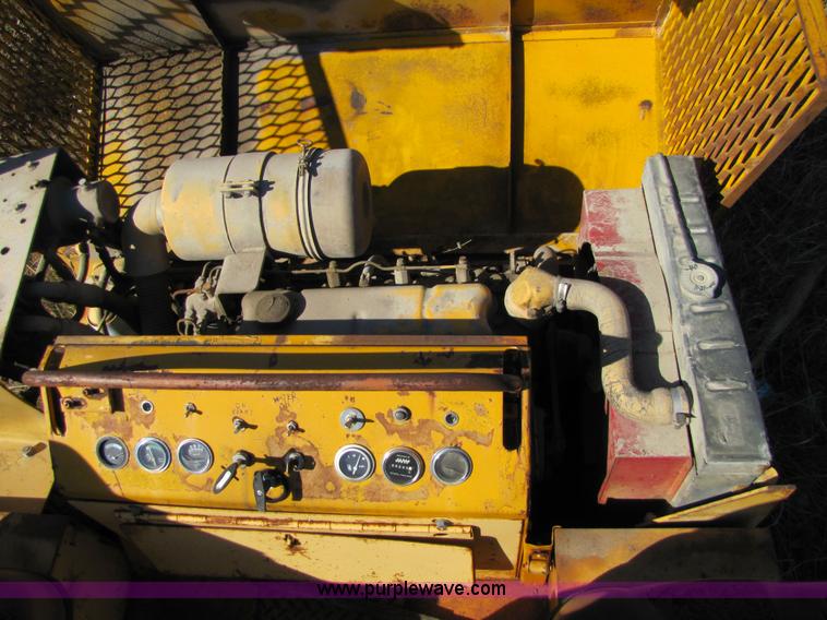 image for item 5189 Hyster double steel roller with rumble-strip roller trailer