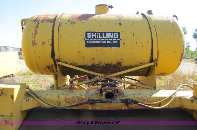 image for item 5189 Hyster double steel roller with rumble-strip roller trailer