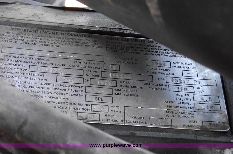 image for item 5873 1994 Mack CH613 semi truck