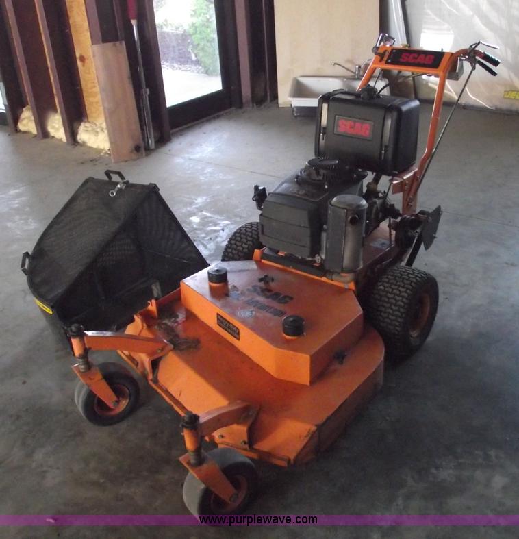 image for item 5913 Scag SW36A-15KA commercial walk-behind mower