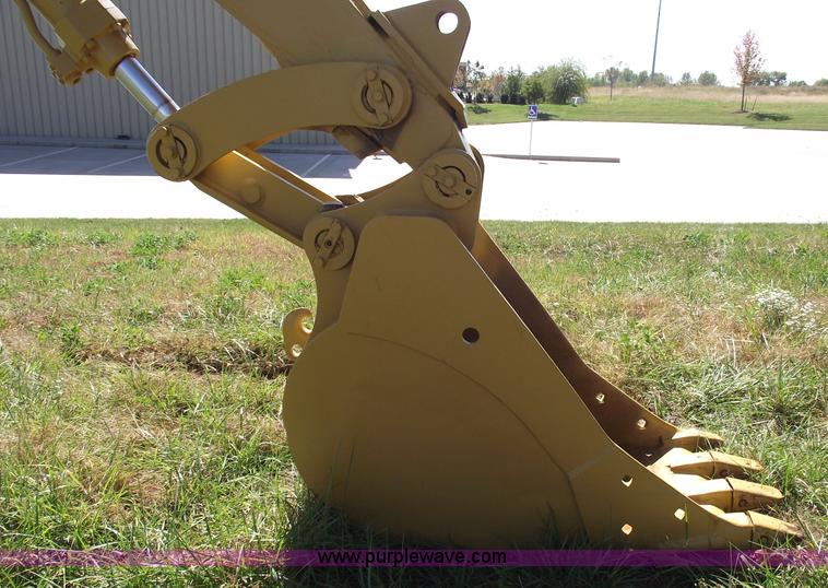 image for item 5929 1974 Caterpillar 225 excavator