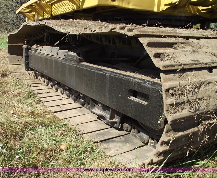 image for item 5929 1974 Caterpillar 225 excavator