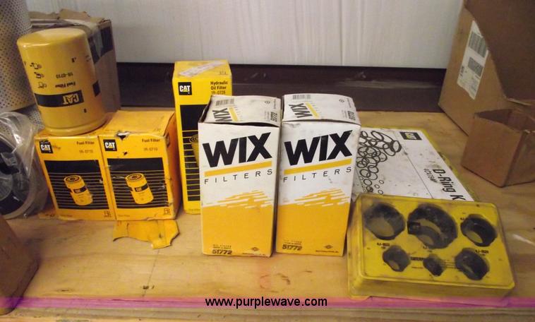 image for item 5929 1974 Caterpillar 225 excavator