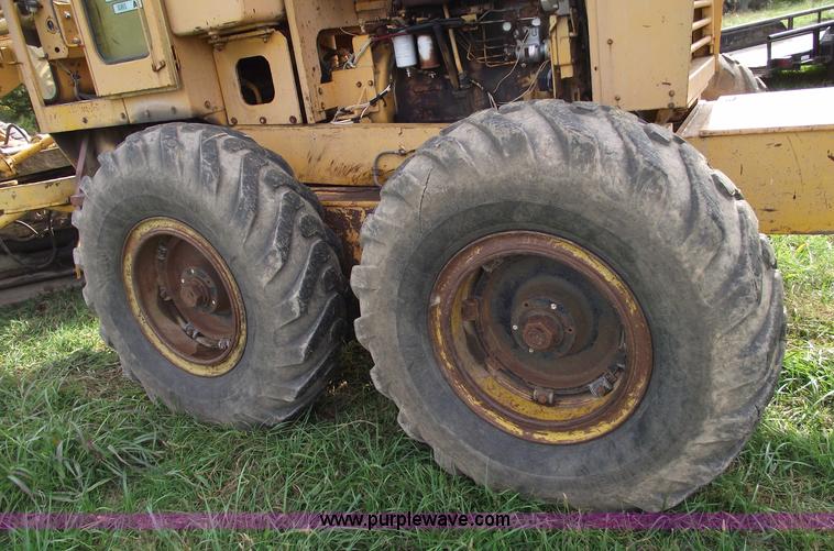 image for item 5937 Galion T-500 Series A motor grader