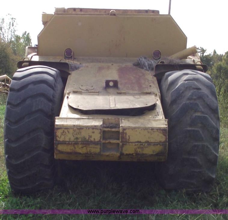 image for item 5938 1980 Caterpillar 613B elevating scraper