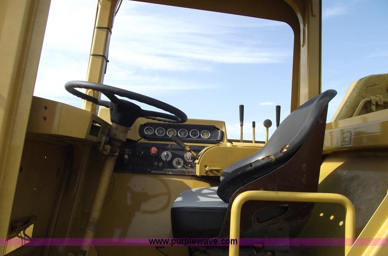 image for item 5938 1980 Caterpillar 613B elevating scraper