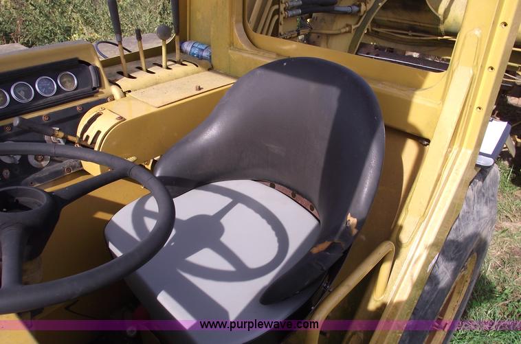 image for item 5938 1980 Caterpillar 613B elevating scraper