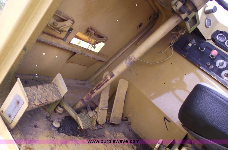 image for item 5938 1980 Caterpillar 613B elevating scraper