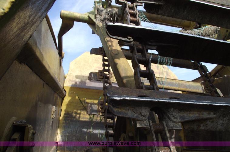 image for item 5938 1980 Caterpillar 613B elevating scraper