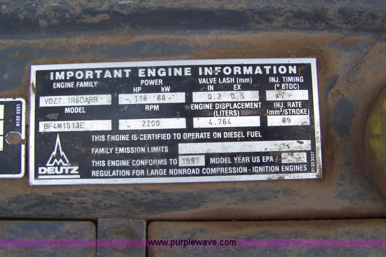 image for item 6010 1998 Halla HE130LCE excavator