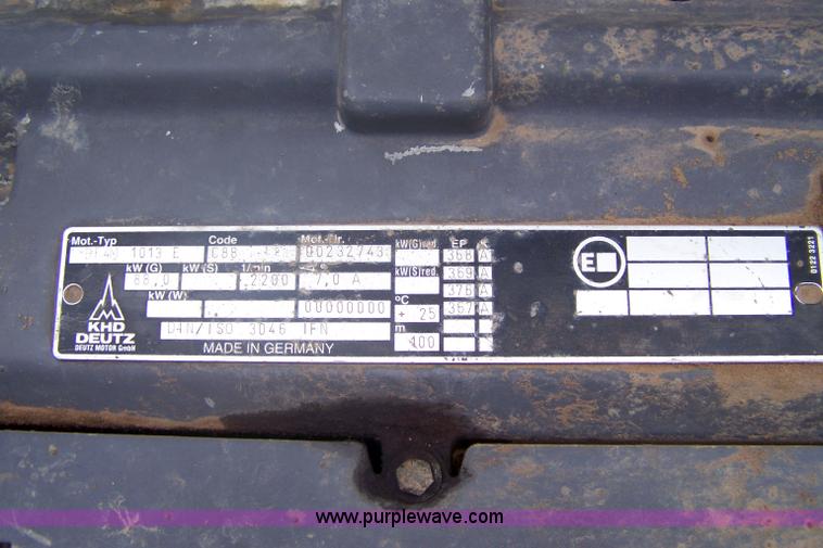 image for item 6010 1998 Halla HE130LCE excavator