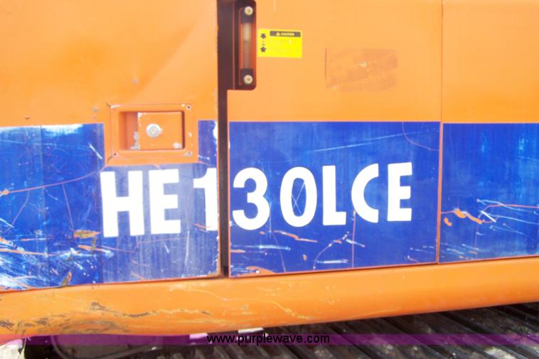 image for item 6010 1998 Halla HE130LCE excavator