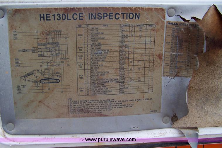 image for item 6010 1998 Halla HE130LCE excavator