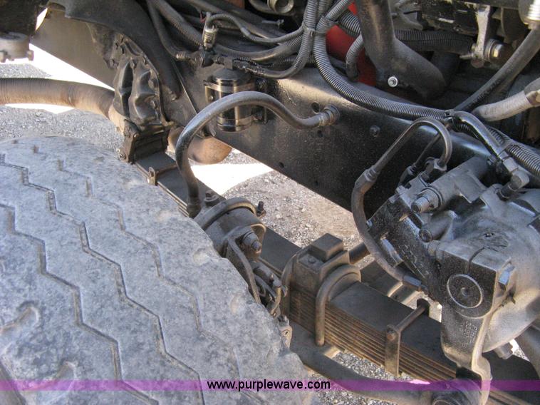 image for item 8000 1996 Ford LNT8000 dump truck