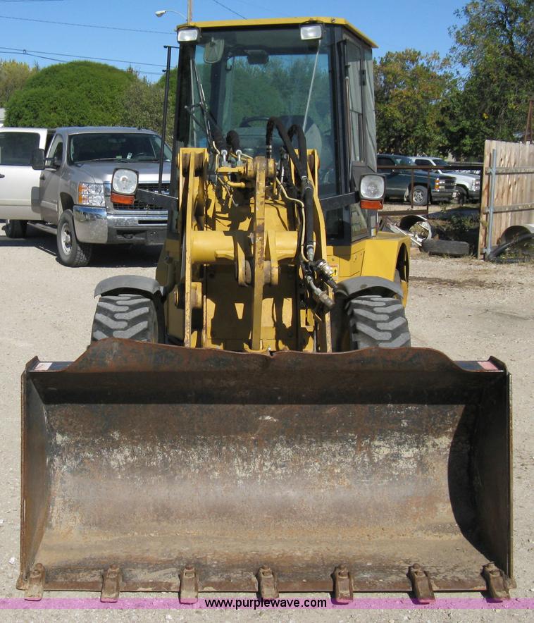 image for item 8030 2006 Caterpillar 904B wheel loader