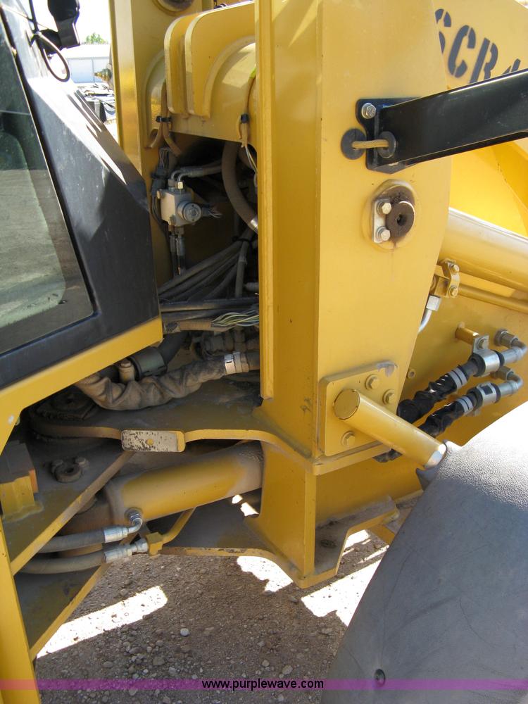 image for item 8030 2006 Caterpillar 904B wheel loader