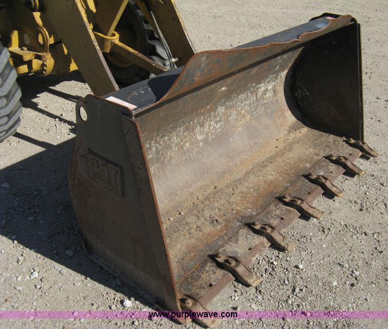 image for item 8030 2006 Caterpillar 904B wheel loader