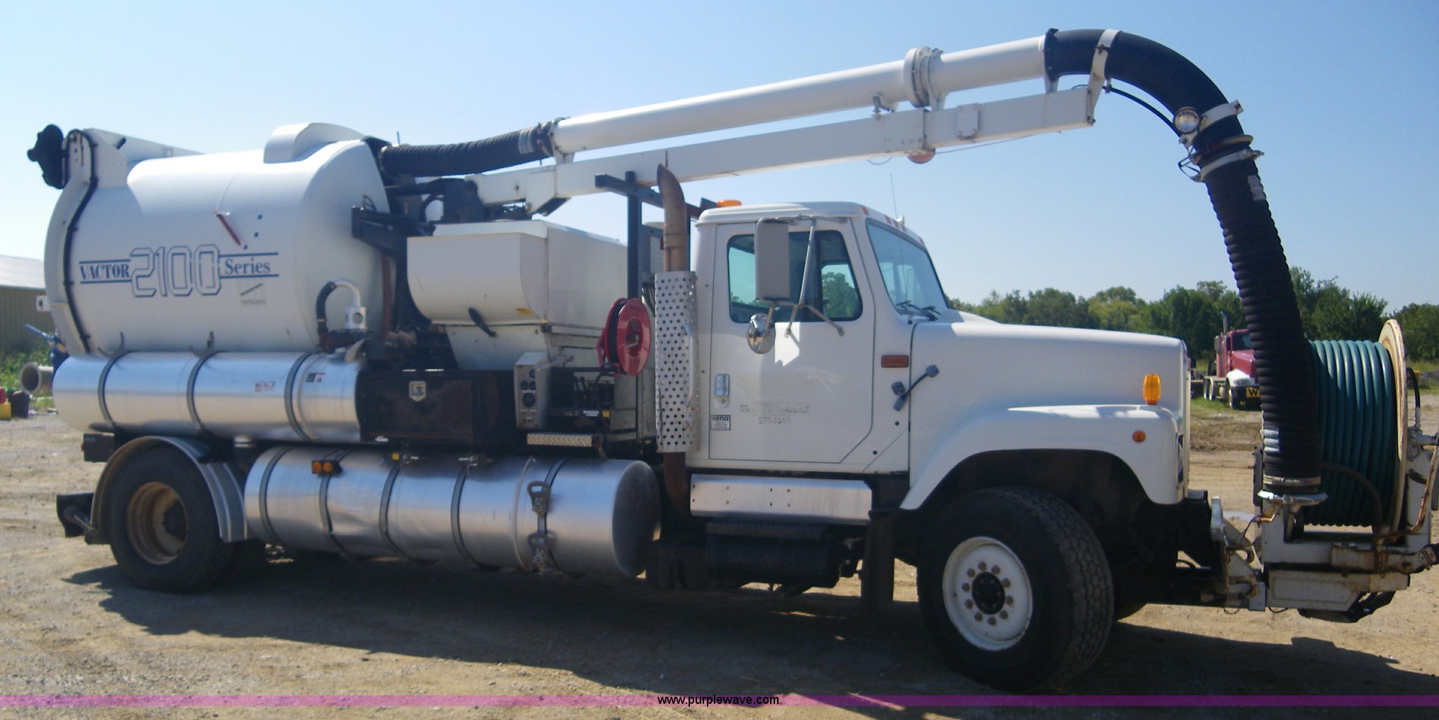 1998 International Series 2554 Vactor truck in Independence, KS Item