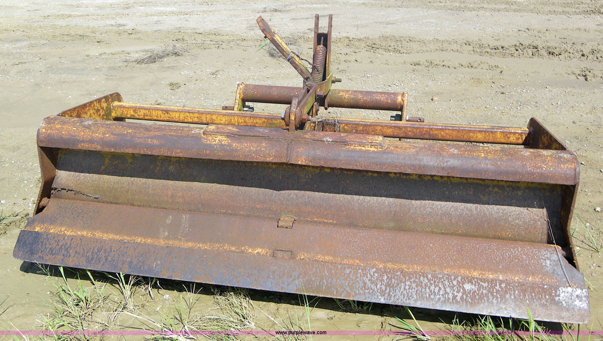 Three point box blade in Independence, KS Item 1953 sold Purple Wave