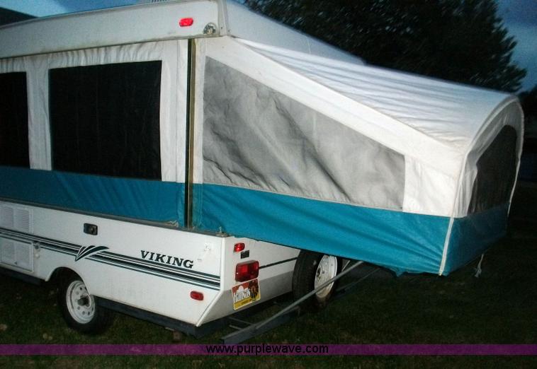 image for item 1801 1997 Viking pop-up camper