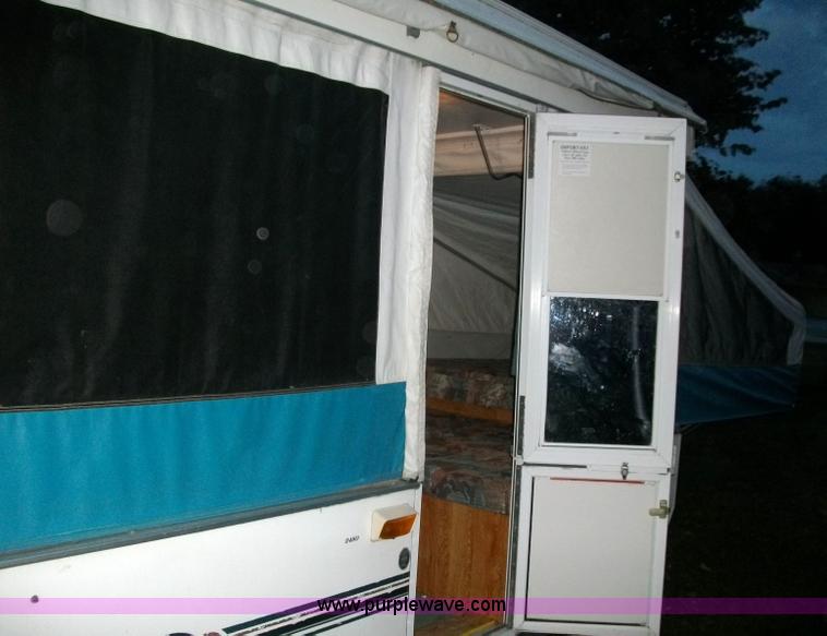 image for item 1801 1997 Viking pop-up camper