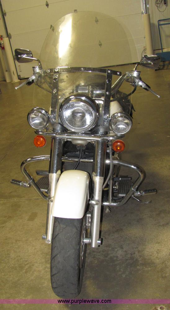 image for item 2095 1997 Kawasaki Vulcan Classic Fire and Steel motorcycle