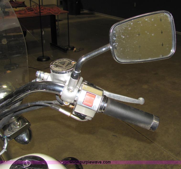 image for item 2095 1997 Kawasaki Vulcan Classic Fire and Steel motorcycle