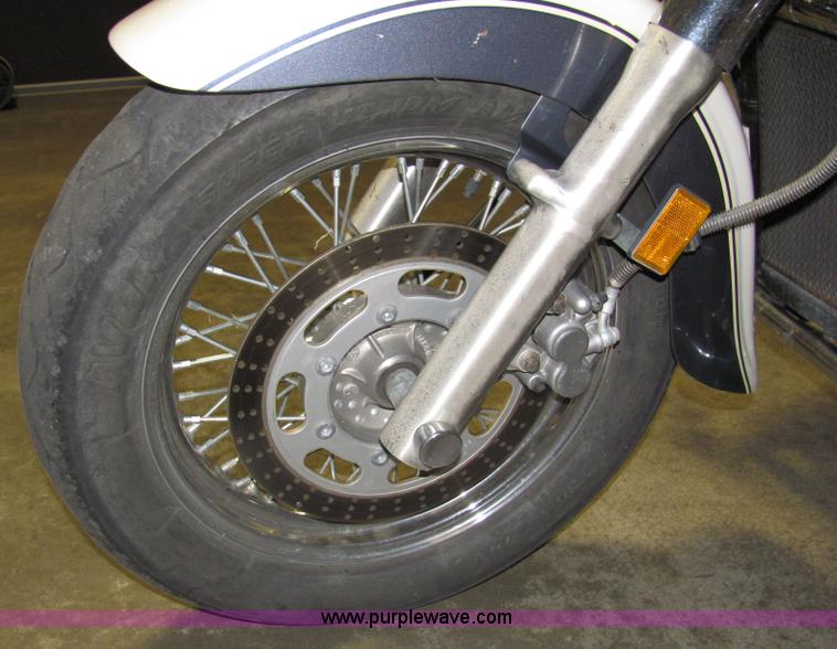 image for item 2095 1997 Kawasaki Vulcan Classic Fire and Steel motorcycle