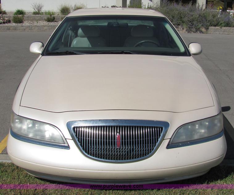 image for item 2096 1998 Lincoln Mark VIII