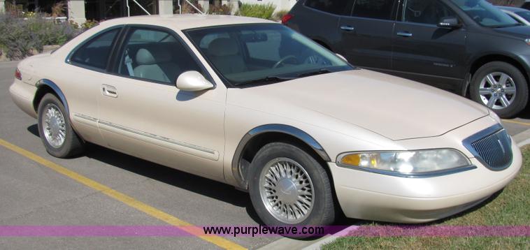 image for item 2096 1998 Lincoln Mark VIII