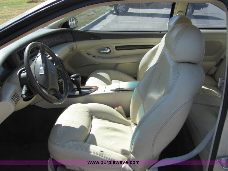 image for item 2096 1998 Lincoln Mark VIII