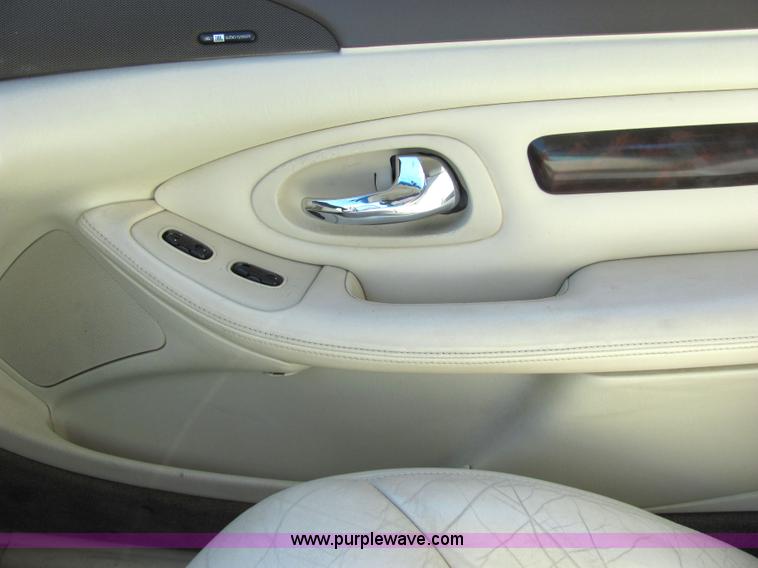 image for item 2096 1998 Lincoln Mark VIII