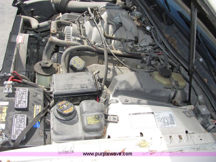 image for item 2096 1998 Lincoln Mark VIII