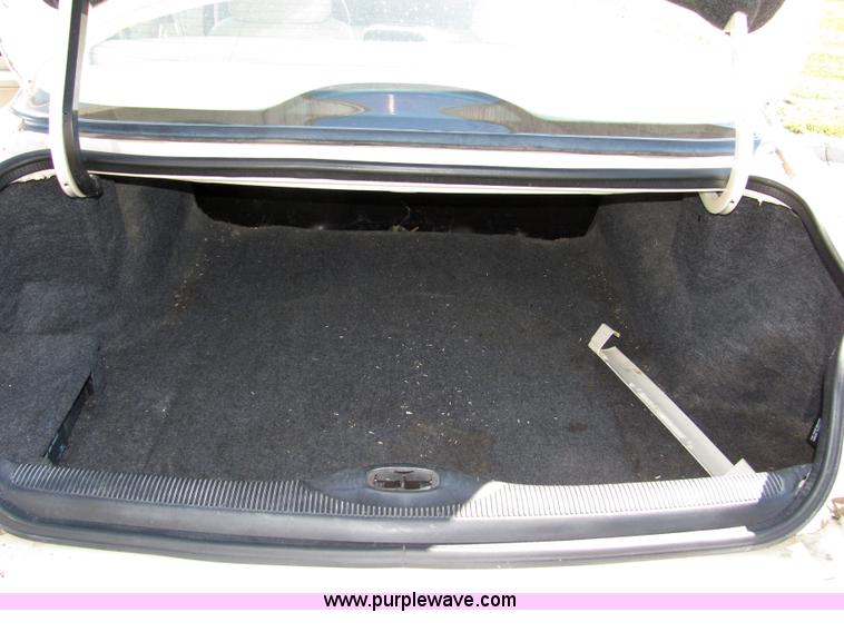 image for item 2096 1998 Lincoln Mark VIII