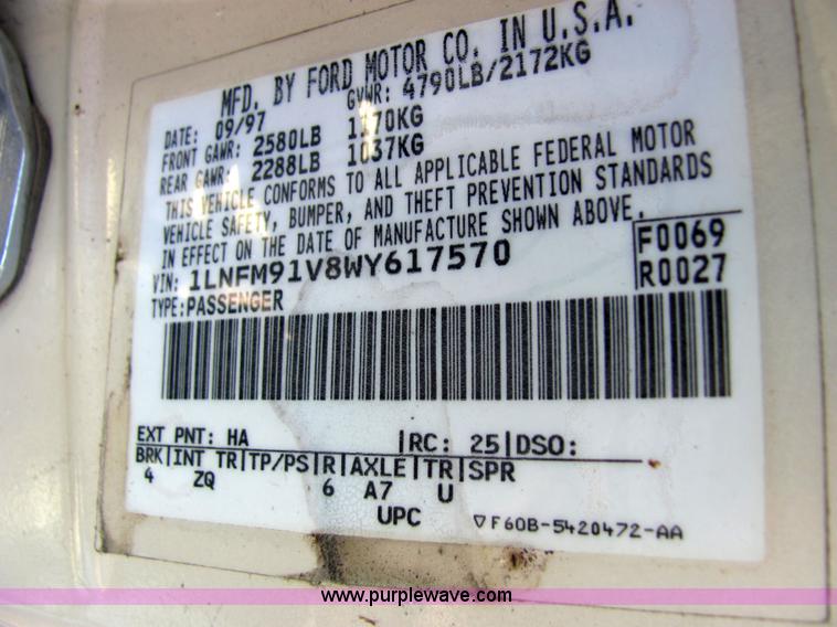 image for item 2096 1998 Lincoln Mark VIII