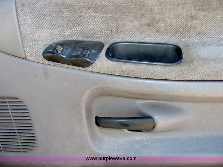 image for item 2098 1996 Dodge Ram 2500 Laramie SLT pickup truck