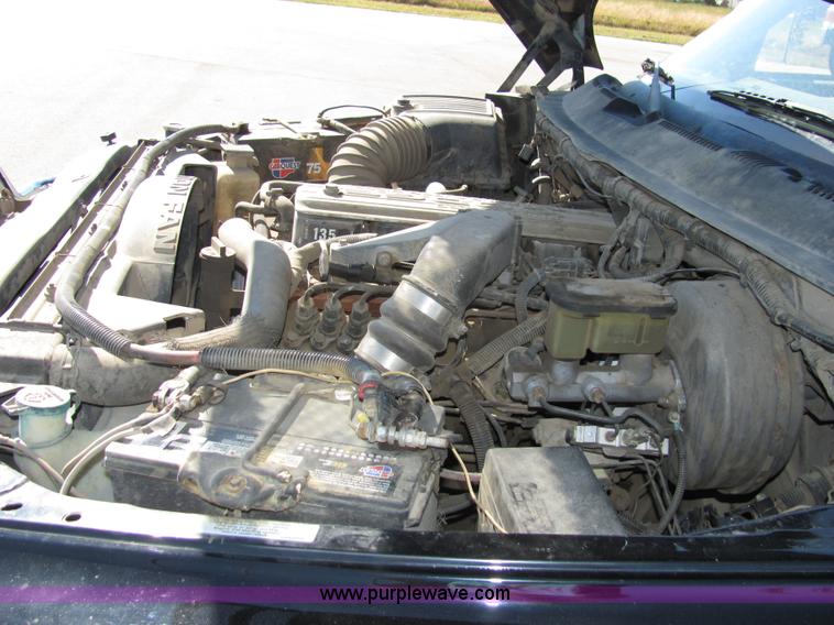 image for item 2098 1996 Dodge Ram 2500 Laramie SLT pickup truck