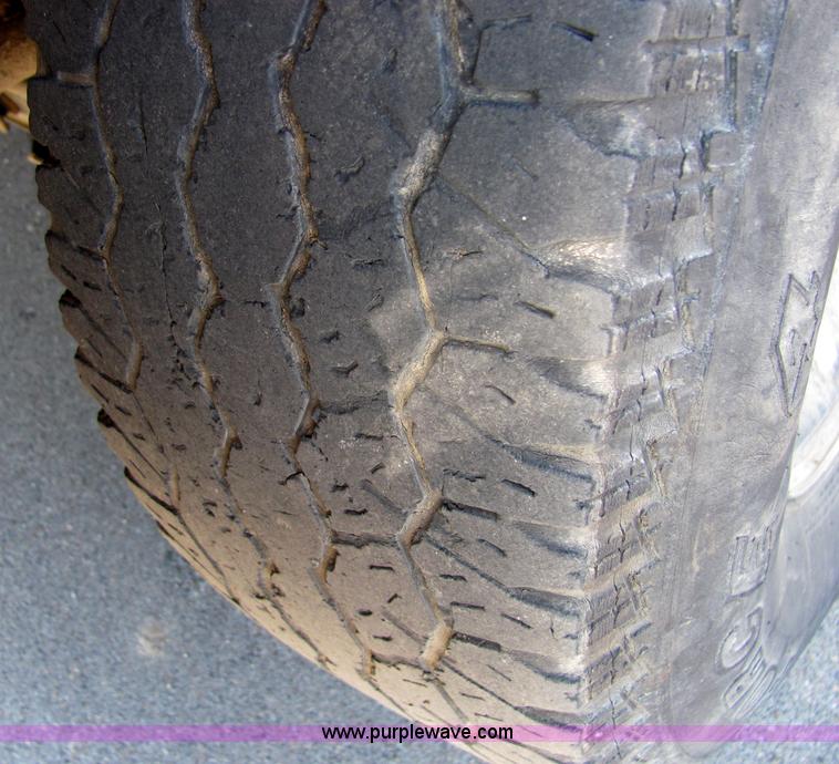 image for item 2098 1996 Dodge Ram 2500 Laramie SLT pickup truck