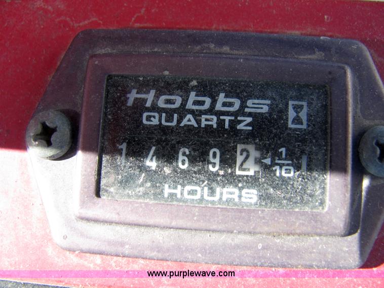 image for item 2103 Snapper Z2004K riding mower