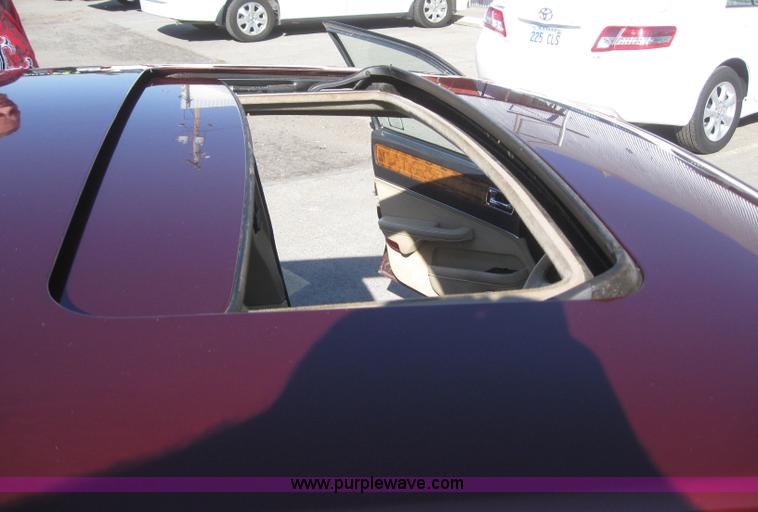 image for item 3026 1990 Jaguar XJ Vanden Plas Majestic