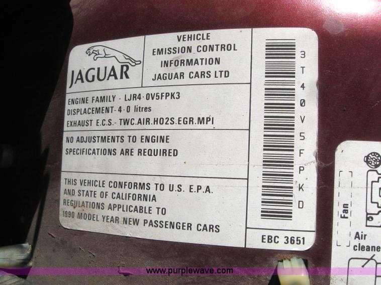 image for item 3026 1990 Jaguar XJ Vanden Plas Majestic