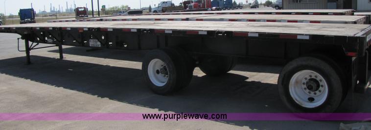 image for item 3454 2002 Transcraft TL2000 48' flatbed trailer
