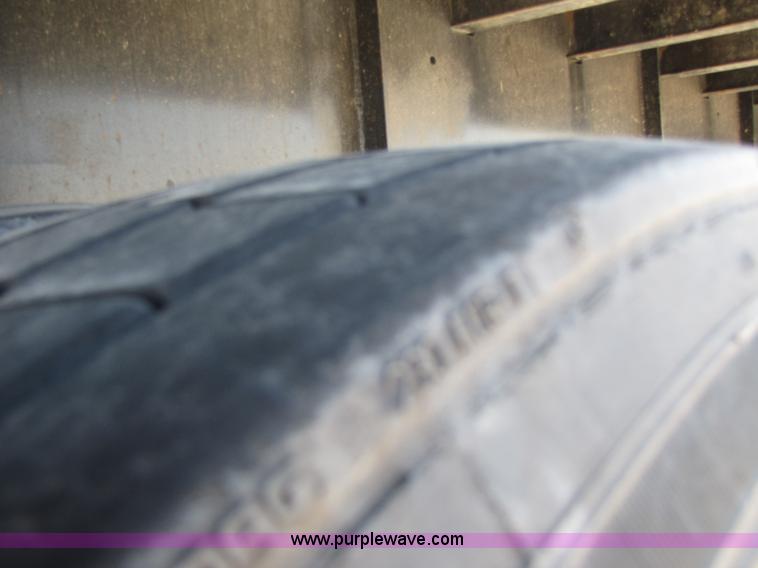 image for item 3454 2002 Transcraft TL2000 48' flatbed trailer