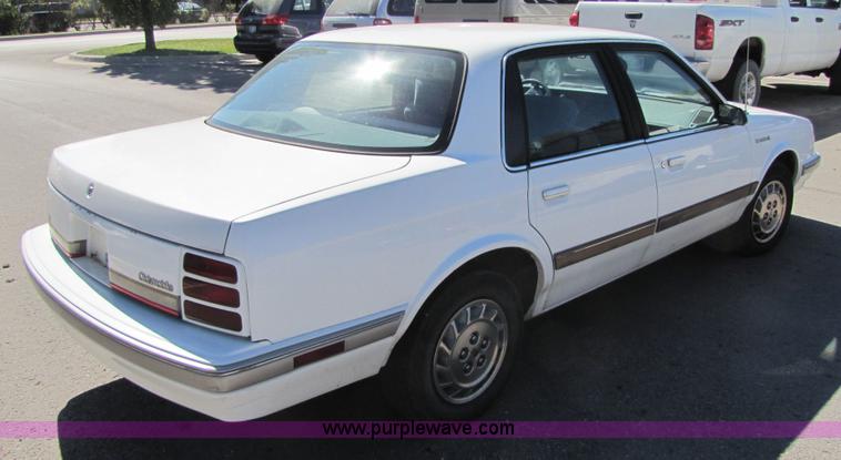 image for item 4668 1995 Oldsmobile Siera SL