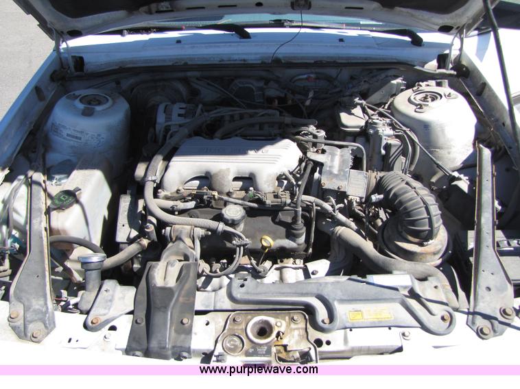 image for item 4668 1995 Oldsmobile Siera SL