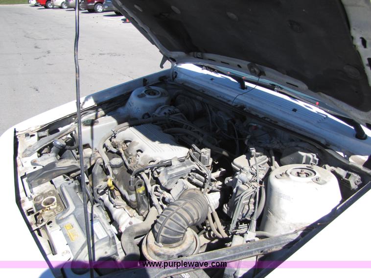 image for item 4668 1995 Oldsmobile Siera SL