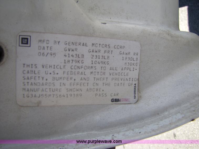 image for item 4668 1995 Oldsmobile Siera SL