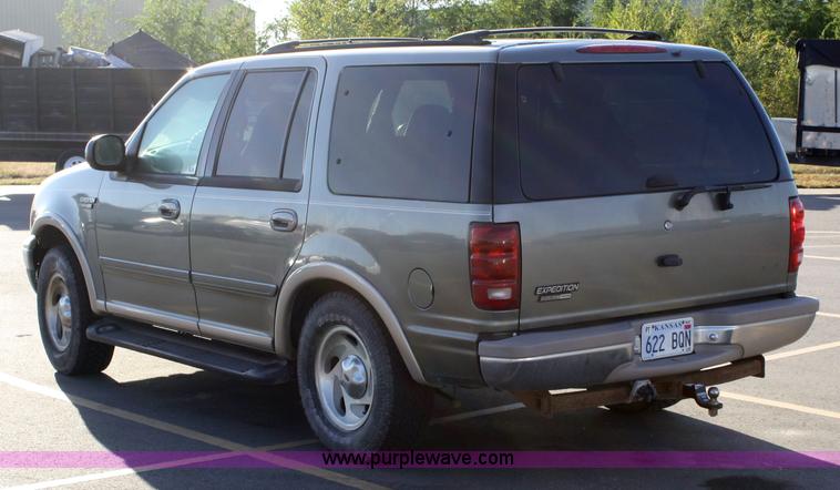 image for item 4699 1999 Ford Expedition Eddie Bauer Edition